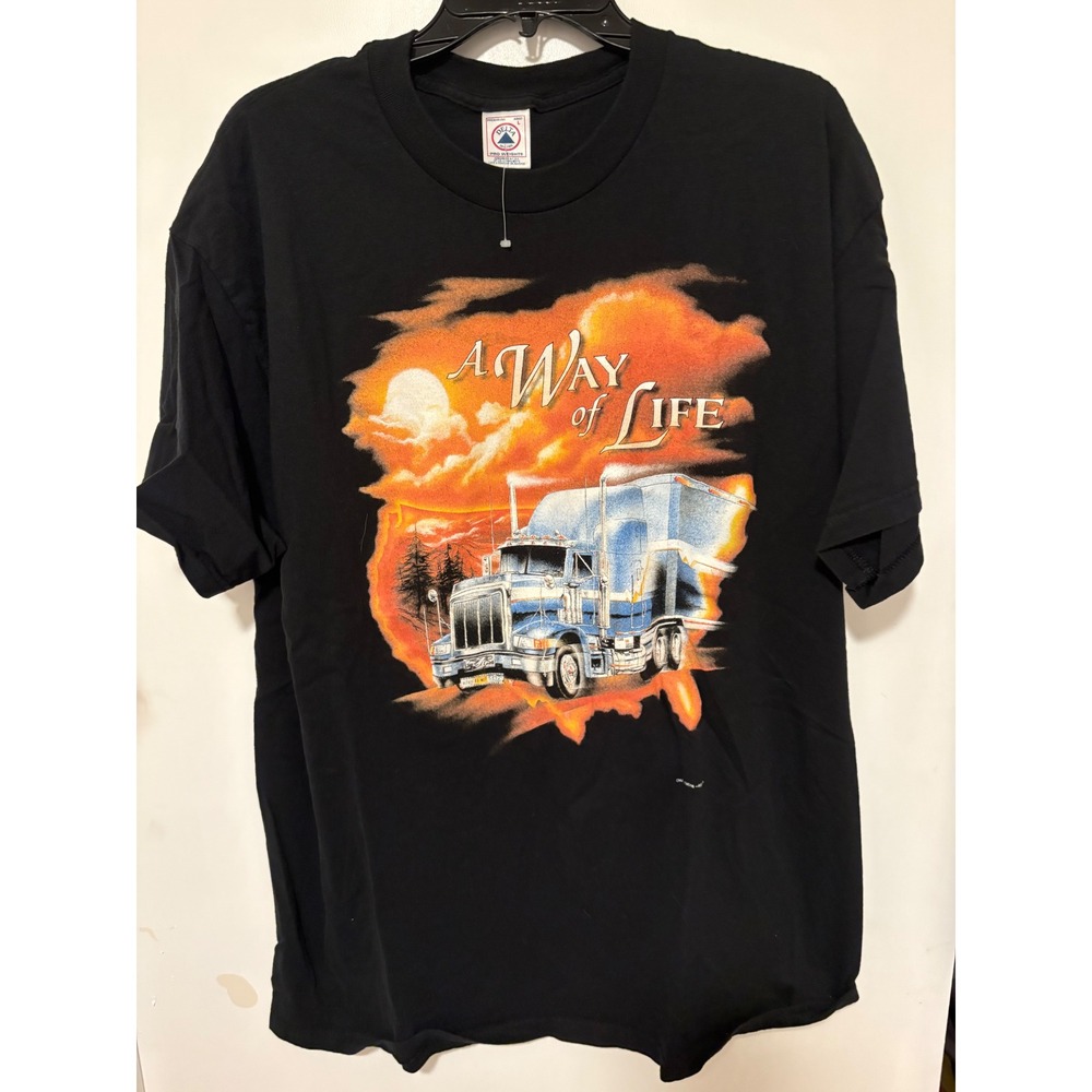 Vintage Delta Pro Weight A Way of Life Semi Truck Graphic T-Shirt Black Mens L